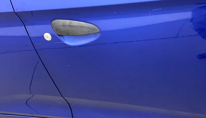 2017 Hyundai Eon ERA PLUS (O), Petrol, Manual, 27,844 km, Driver-side door - Slightly rusted
