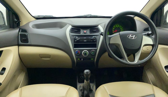 2017 Hyundai Eon ERA PLUS (O), Petrol, Manual, 27,844 km, Dashboard