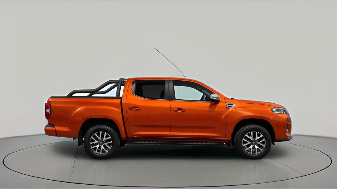 2021 LDV T60 Max Luxe (4x4), Automatic, 104237 km, Right Side View