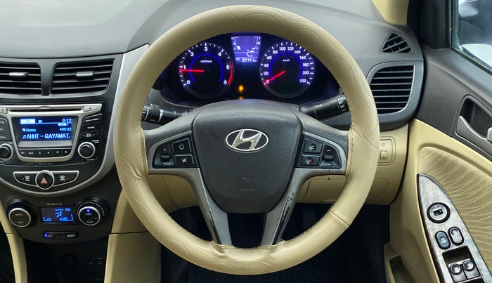 2016 Hyundai Verna FLUIDIC 1.6 CRDI S 4S, Diesel, Manual, 92,441 km, Steering Wheel Close Up