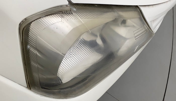 2011 Toyota Etios Liva G, Petrol, Manual, 73,396 km, Right headlight - Faded