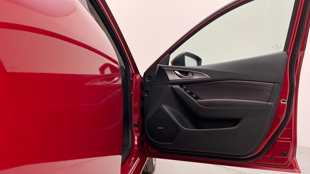 2017 Mazda 3 Sp25 Gt, Automatic, 49450 km, Speaker View