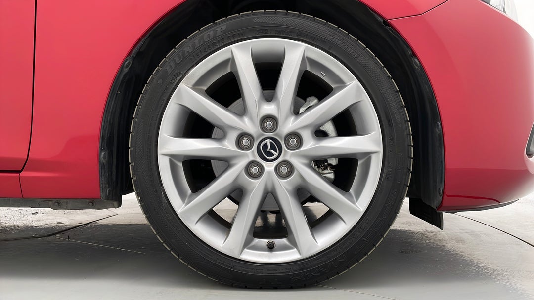 2017 Mazda 3 Sp25 Gt, Automatic, 49450 km, Right Front Wheel