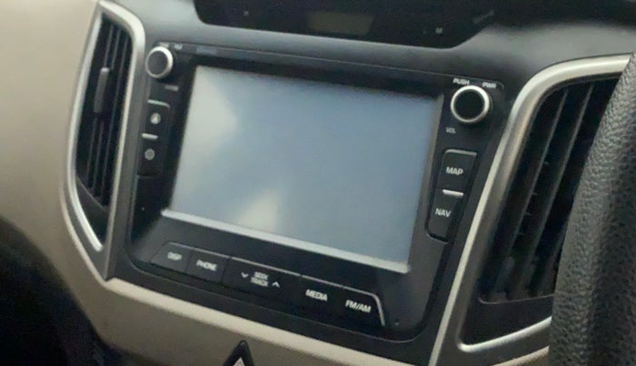 2016 Hyundai Creta SX PLUS 1.6 PETROL, Petrol, Manual, 42,274 km, Infotainment system - Reverse camera not working