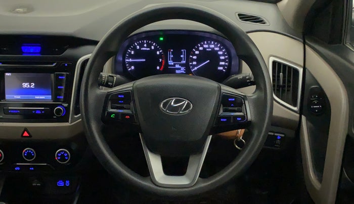 2016 Hyundai Creta E PLUS 1.6 PETROL, Petrol, Manual, 56,586 km, Steering Wheel Close Up