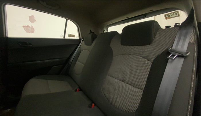 2016 Hyundai Creta E PLUS 1.6 PETROL, Petrol, Manual, 56,586 km, Right Side Rear Door Cabin