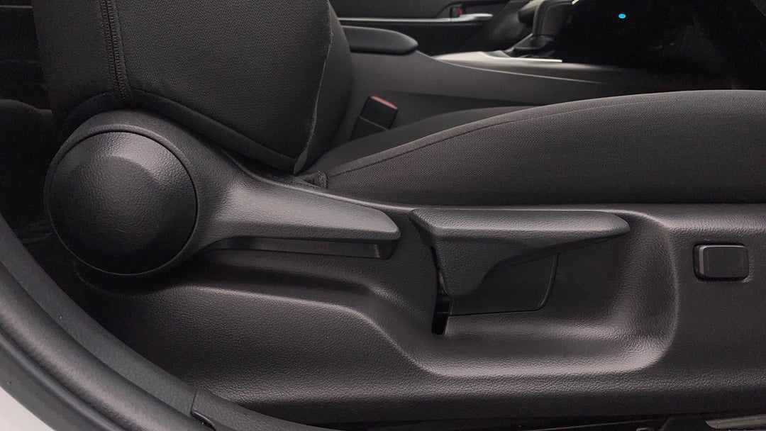 2021 Toyota Camry Ascent, Automatic, 32315 km, Drivers Side Adjustment Panel