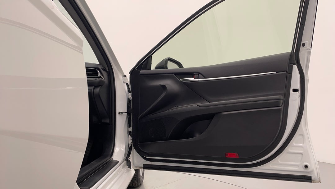 2021 Toyota Camry Ascent, Automatic, 32315 km, Speaker View