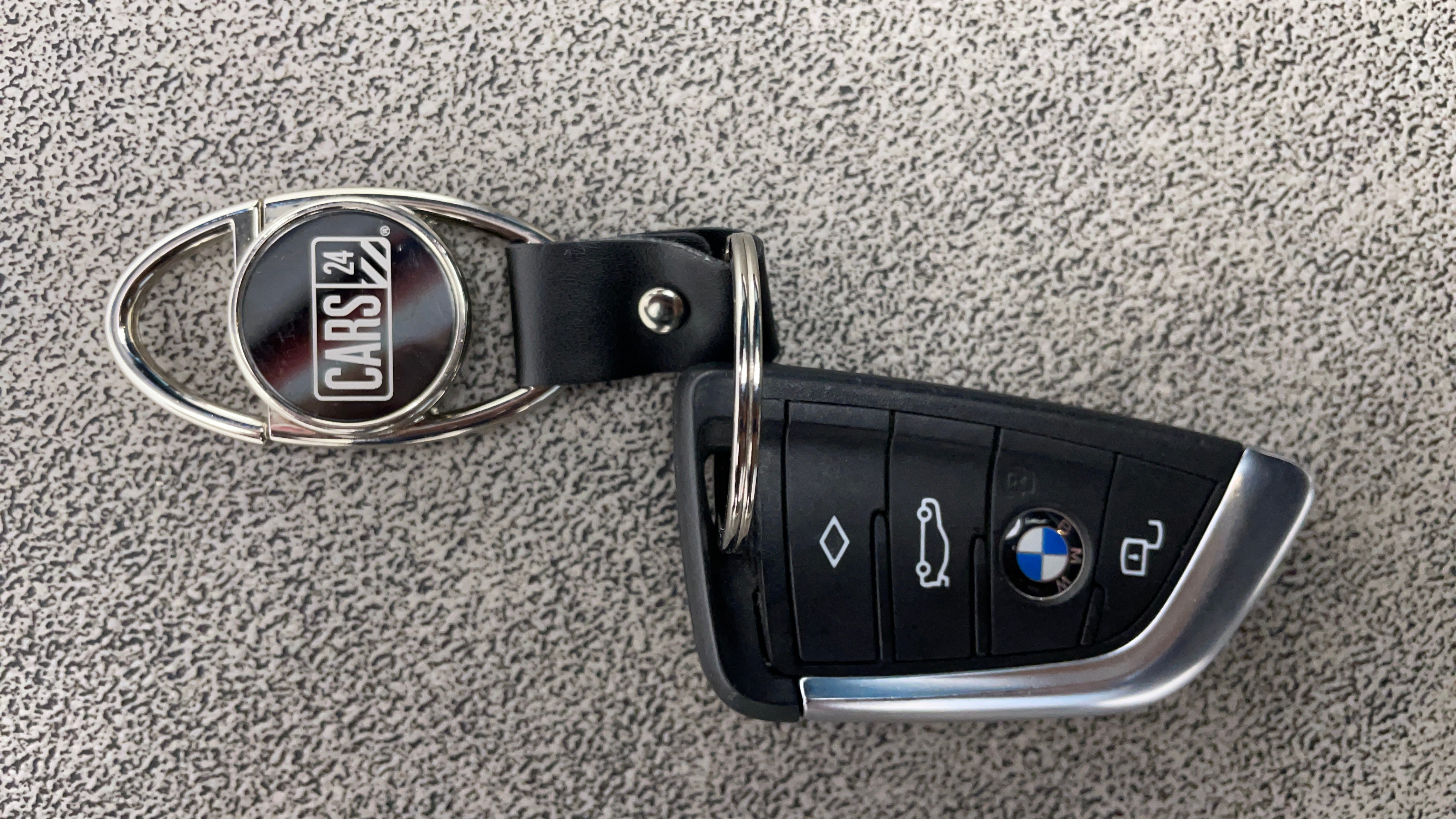 BMW 2 Series-Key Close-up