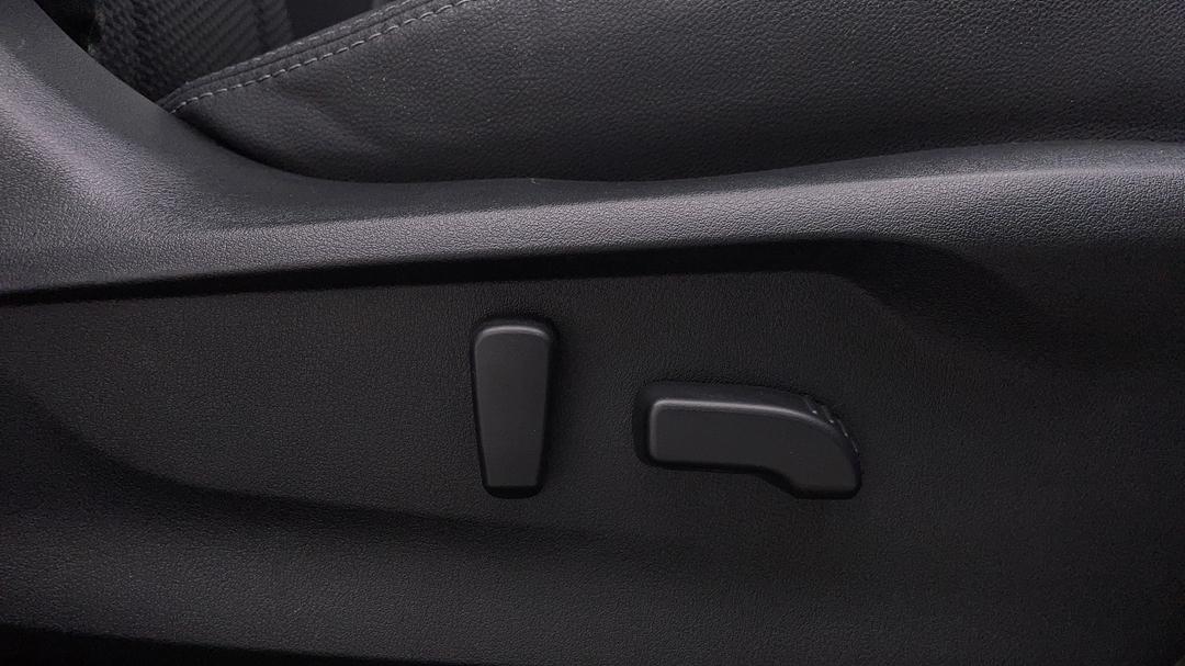 2020 Subaru Forester 2.5i Premium (awd), Automatic, 49345 km, Drivers Side Adjustment Panel
