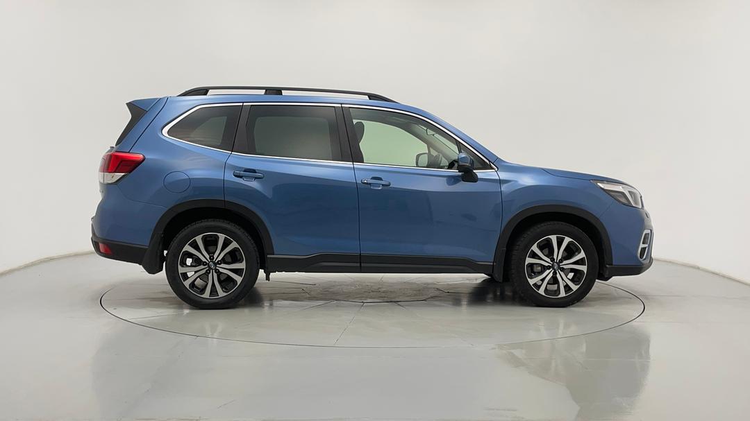 2020 Subaru Forester 2.5i Premium (awd), Automatic, 49345 km, Right Side View
