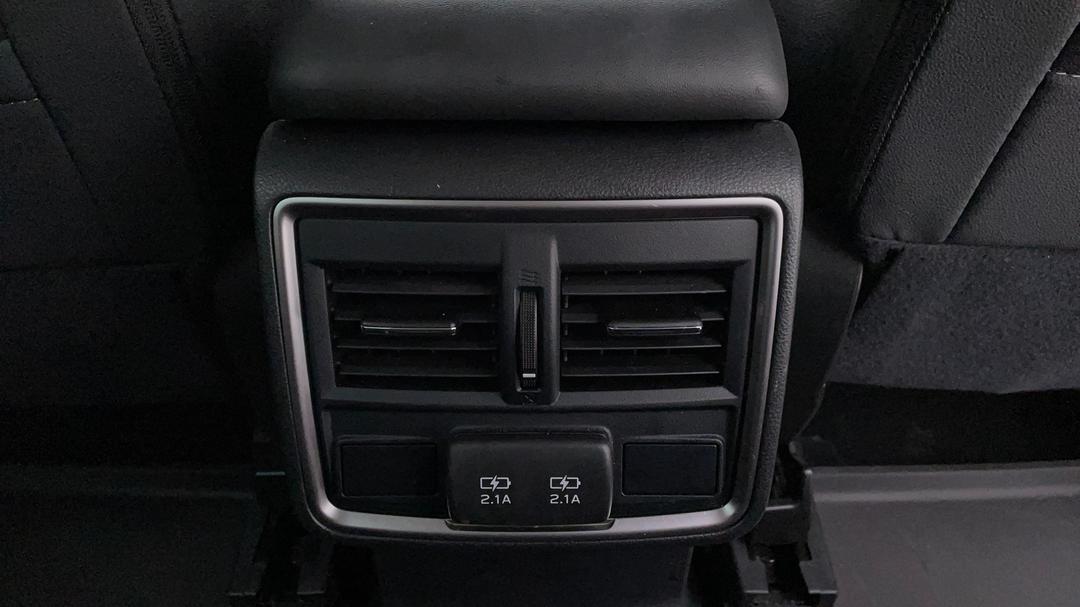2020 Subaru Forester 2.5i Premium (awd), Automatic, 49345 km, Rear A/C Vent