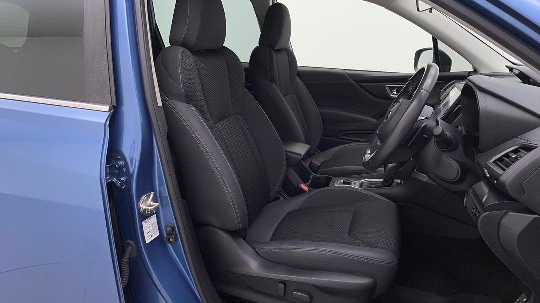 2020 Subaru Forester 2.5i Premium (awd), Automatic, 49345 km, Right Side Front Door Cabin View