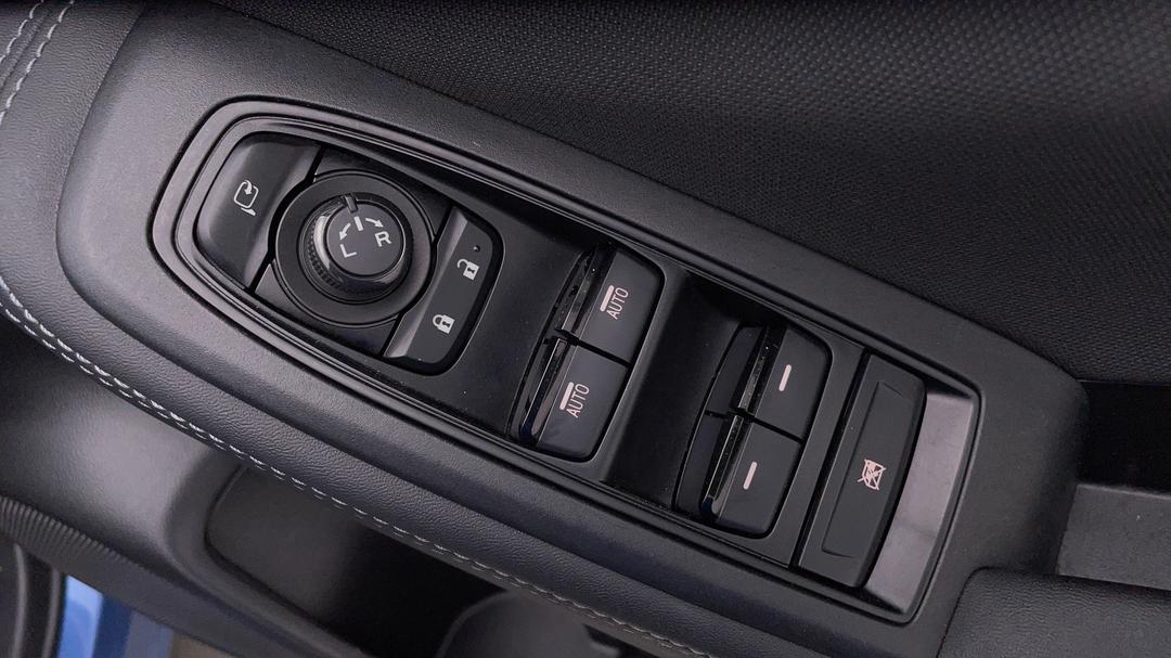 2020 Subaru Forester 2.5i Premium (awd), Automatic, 49345 km, Drivers Side Door Panel Controls