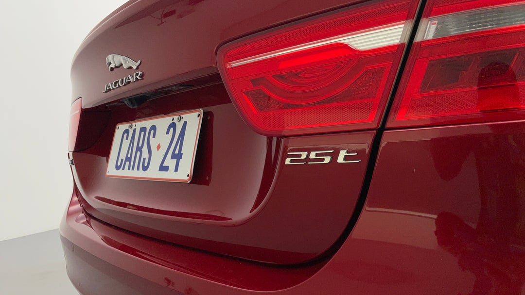 Badge (Boot Right Side)