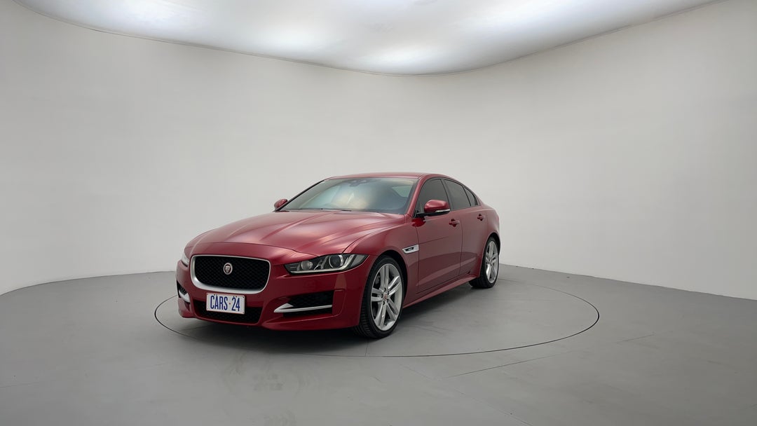 Left Front Diagonal (45- Degree) View