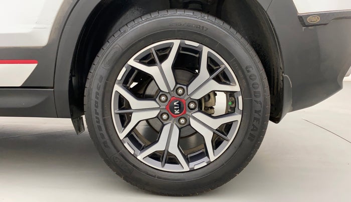 2019 KIA SELTOS GTX PLUS AT 1.5 DIESEL, Diesel, Automatic, 47,490 km, Left Rear Wheel