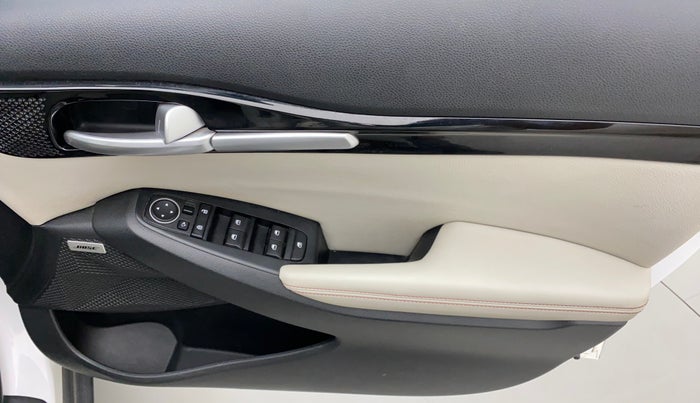 2019 KIA SELTOS GTX PLUS AT 1.5 DIESEL, Diesel, Automatic, 47,490 km, Driver Side Door Panels Control