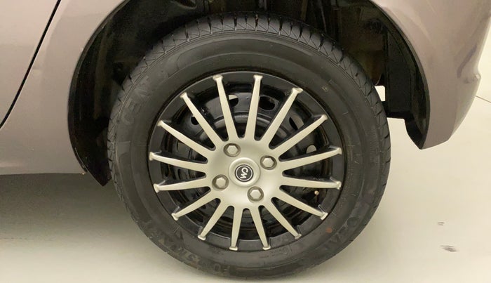 2017 Tata Tiago XZ DIESEL, Diesel, Manual, 45,130 km, Left Rear Wheel