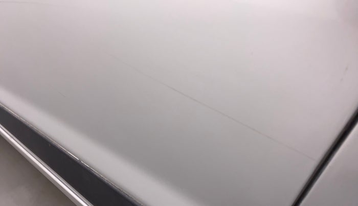 2017 Hyundai Grand i10 Sportz1.2 CRDI, Diesel, Manual, 68,845 km, Front passenger door - Minor scratches