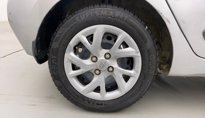 2017 Hyundai Grand i10 Sportz1.2 CRDI, Diesel, Manual, 68,845 km, Right Rear Wheel