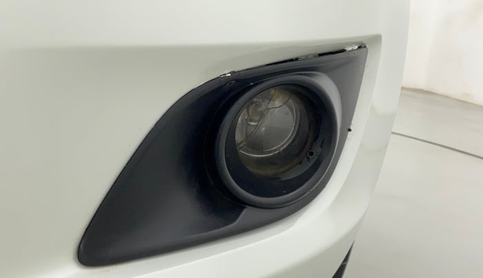 2012 Maruti Swift VDI, Diesel, Manual, 84,694 km, Left fog light - Not fixed properly