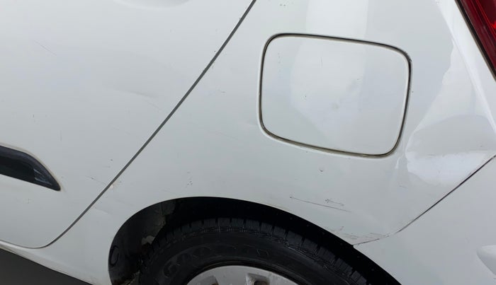 2013 Hyundai i10 MAGNA 1.1 IRDE2, Petrol, Manual, 87,983 km, Left quarter panel - Slightly dented