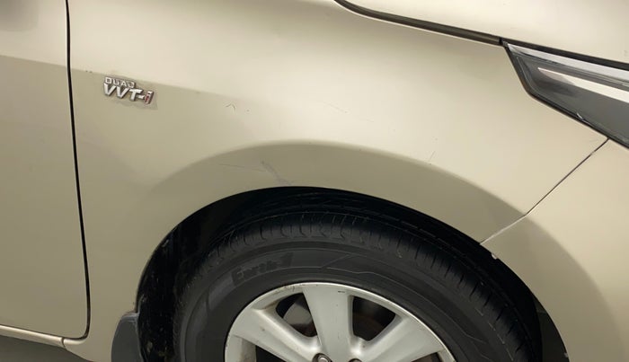 2015 Toyota Corolla Altis G CVT PETROL, Petrol, Automatic, 63,857 km, Right fender - Slightly dented