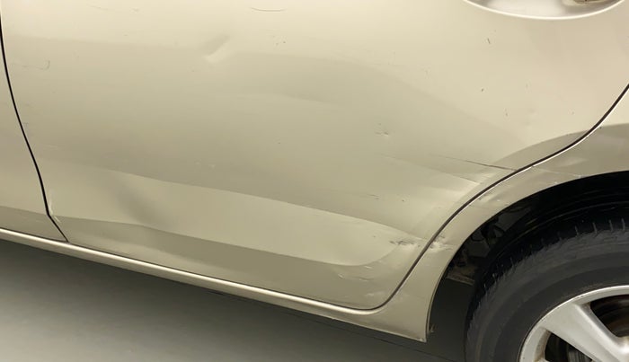 2015 Toyota Corolla Altis G CVT PETROL, Petrol, Automatic, 63,857 km, Rear left door - Slightly dented