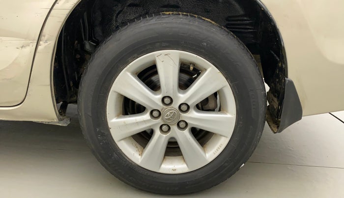 2015 Toyota Corolla Altis G CVT PETROL, Petrol, Automatic, 63,857 km, Left Rear Wheel