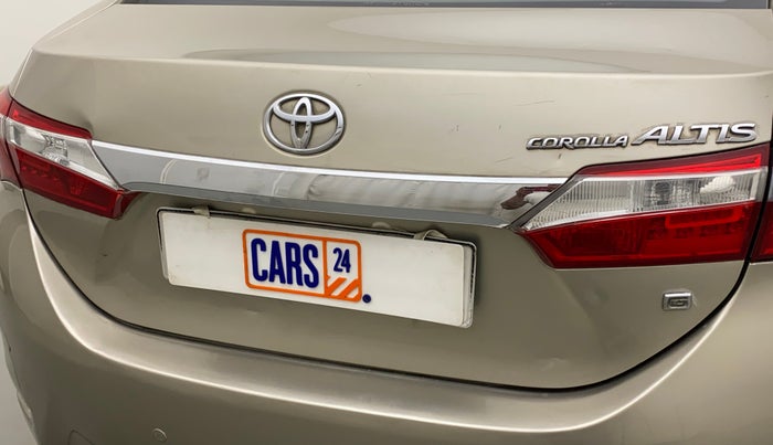 2015 Toyota Corolla Altis G CVT PETROL, Petrol, Automatic, 63,857 km, Dicky (Boot door) - Slightly dented