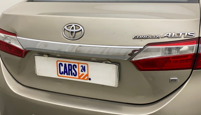 2015 Toyota Corolla Altis G CVT PETROL, Petrol, Automatic, 63,857 km, Dicky (Boot door) - Minor scratches