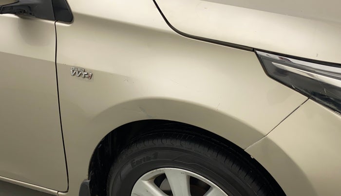 2015 Toyota Corolla Altis G CVT PETROL, Petrol, Automatic, 63,857 km, Right fender - Minor scratches