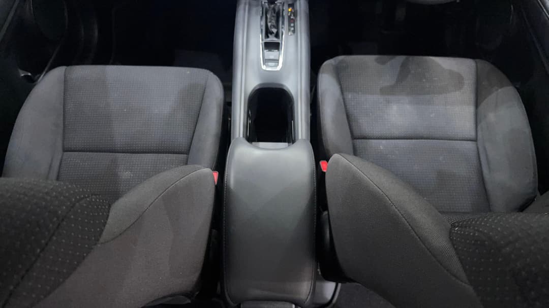2019 Honda HR-V Vti, Automatic, 57250 km, Center Console