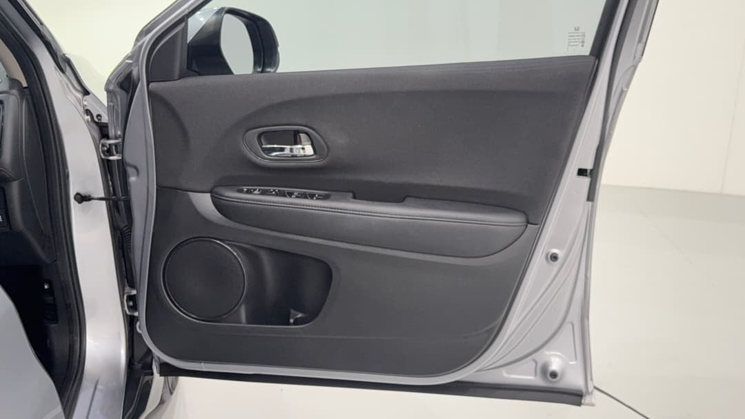 2019 Honda HR-V Vti, Automatic, 57250 km, Speaker View
