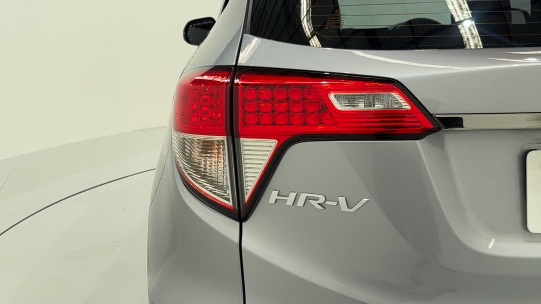 2019 Honda HR-V Vti, Automatic, 57250 km, Badge (Boot Left Side)
