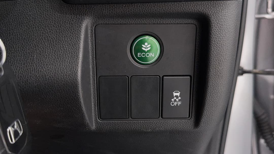 2019 Honda HR-V Vti, Automatic, 57250 km, Utility Switches/Buttons