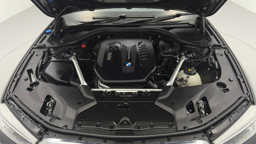 Open Bonnet (Engine)