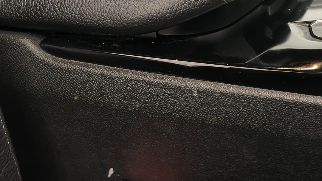 Miscellaneous Interior Scratch