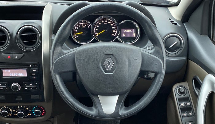 2016 Renault Duster RXL AMT 110 PS, Diesel, Automatic, 26,034 km, Steering Wheel Close Up