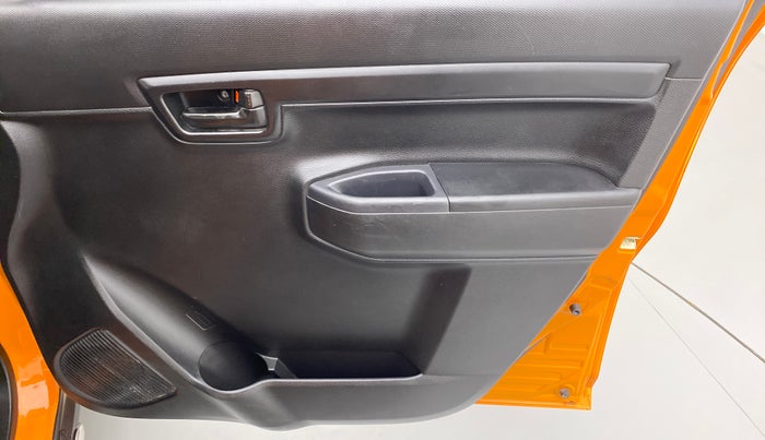 2019 Maruti S PRESSO VXI PLUS, Petrol, Manual, 6,056 km, Driver Side Door Panels Control