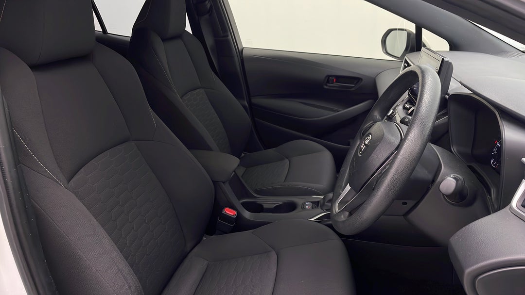 2018 Toyota Corolla Ascent Sport Hybrid, Automatic, 69358 km, Right Side Front Door Cabin View