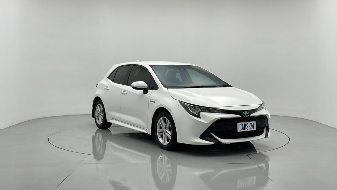 2018 Toyota Corolla Ascent Sport Hybrid, Automatic, 69358 km, Right Front Diagonal (45- Degree) View