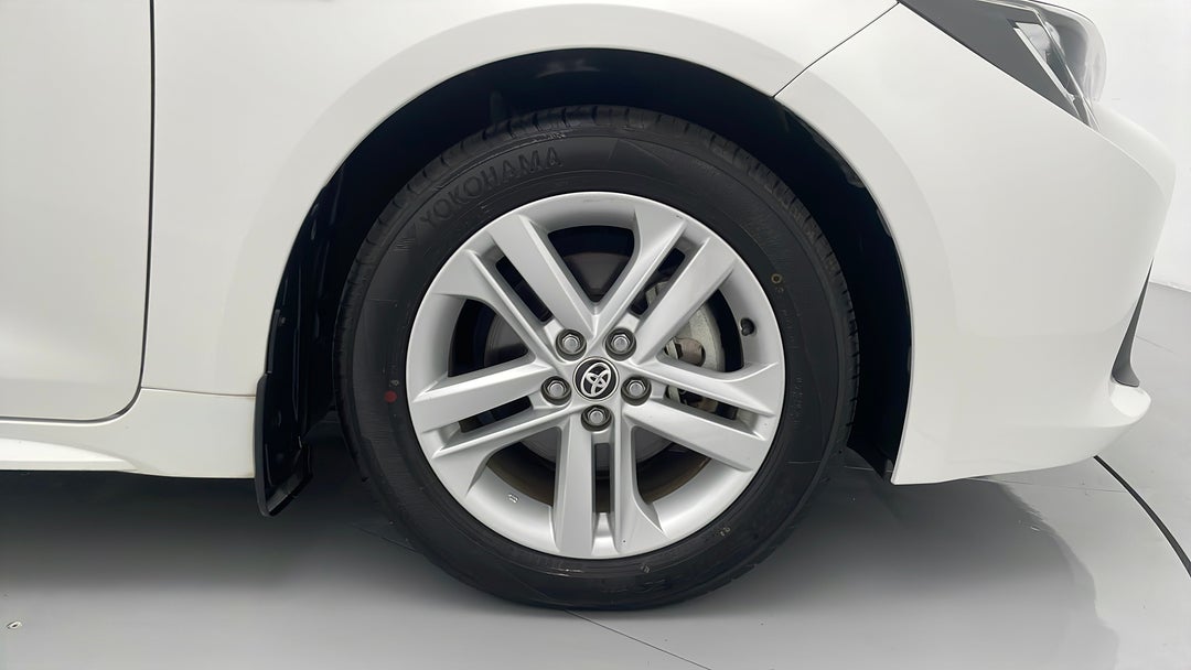 2018 Toyota Corolla Ascent Sport Hybrid, Automatic, 69358 km, Right Front Wheel