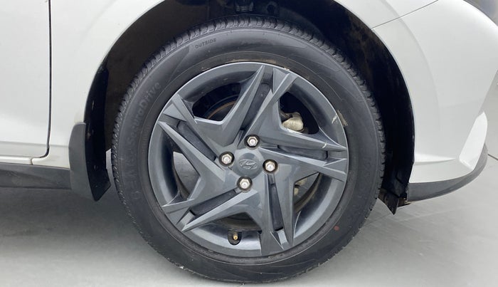 2020 Hyundai NEW I20 SPORTZ 1.2 MT, Petrol, Manual, 26,055 km, Right Front Wheel