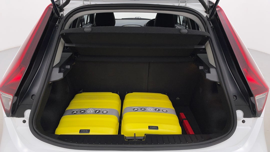 2022 MG 3 Core, Automatic, 33216 km, Boot Inside View with Luggage