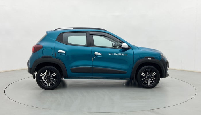 2022 Renault Kwid CLIMBER AMT 1.0, Petrol, Automatic, 9,526 km, Right Side View