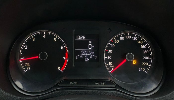 2016 Volkswagen Polo COMFORTLINE 1.2L, Petrol, Manual, 92,915 km, Odometer Image