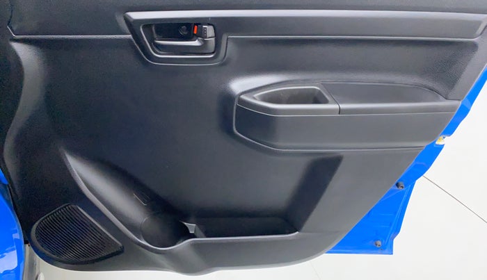 2019 Maruti S PRESSO VXI PLUS, Petrol, Manual, 14,367 km, Driver Side Door Panels Control