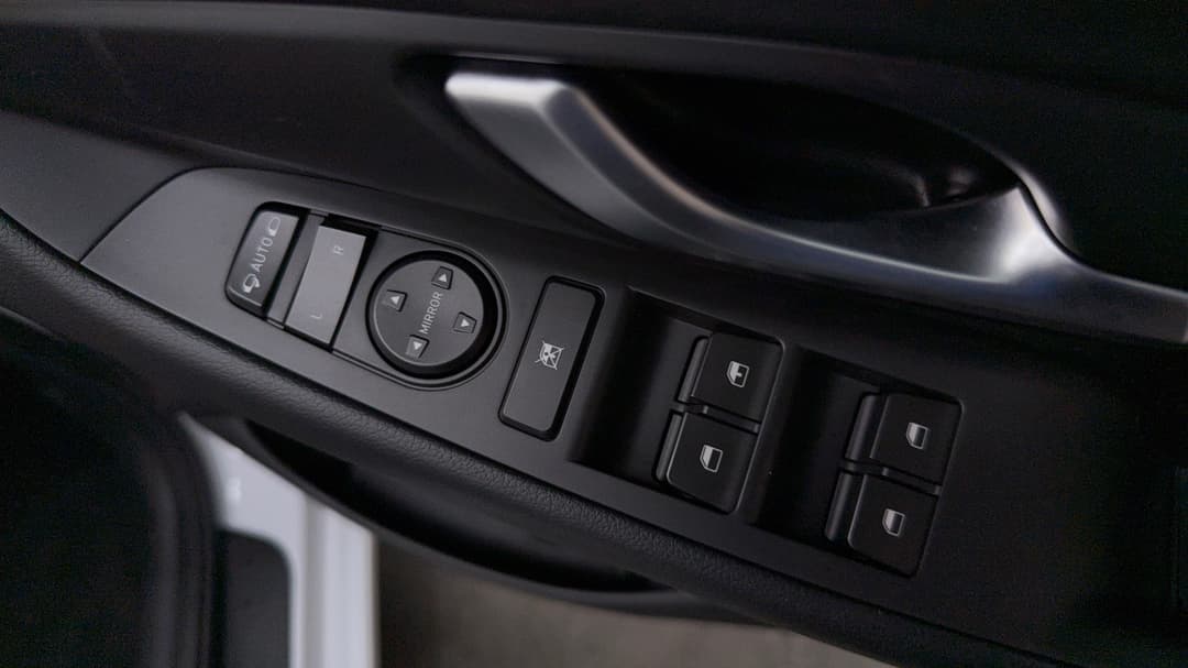 2023 Hyundai i30 i30, Automatic, 26569 km, Drivers Side Door Panel Controls